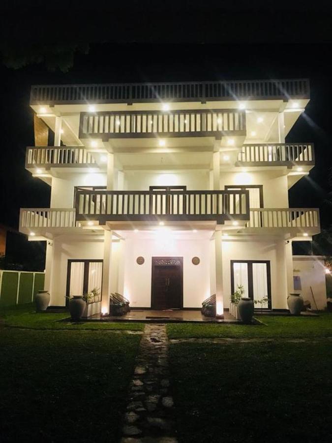 Yoho White Ro Resort 탕갈레 외부 사진